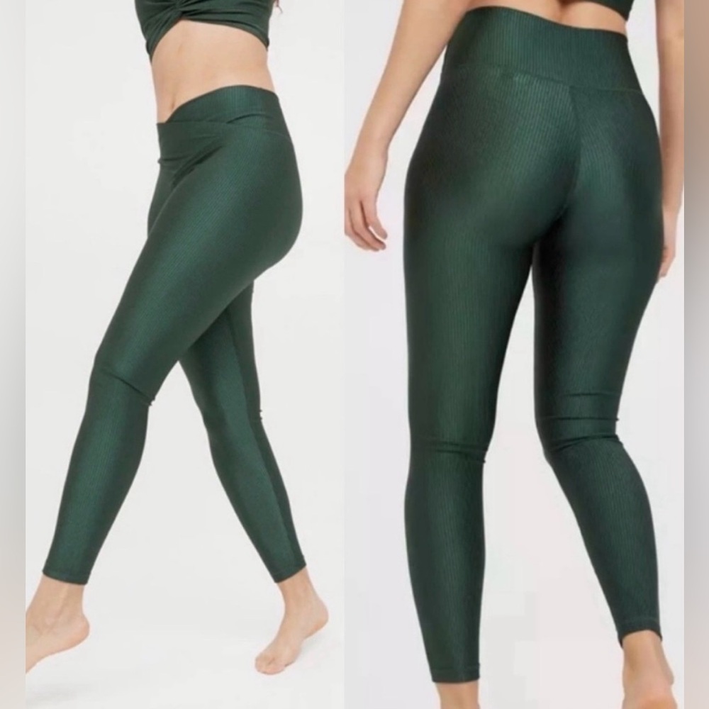 Leggings  Offline By Aerie Ribbed Crossover Green, Women’s Size Medium NWT